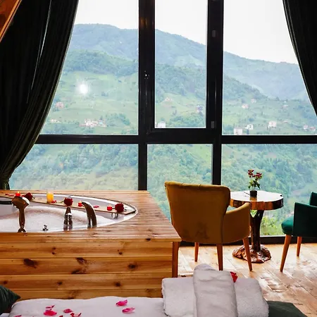 شاليه Cemilyano Restaurant Çamlıhemşin